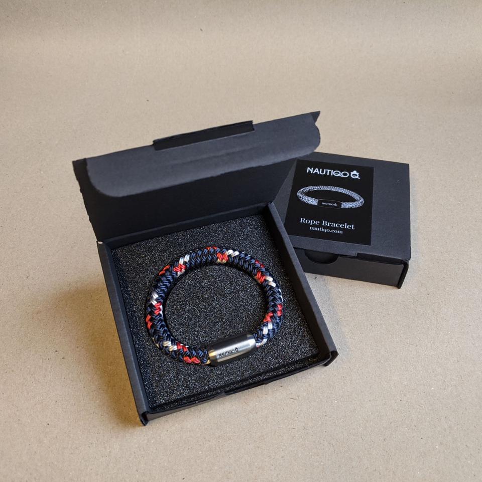 Rope Bracelet Red and White — 4